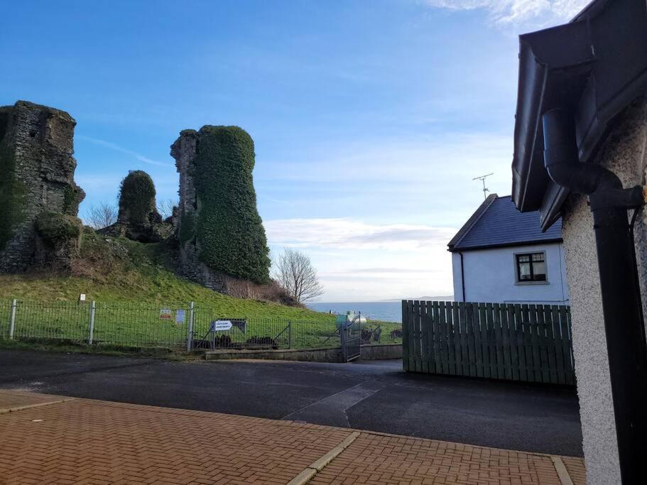 Cottage By The Sea Greencastle Greencastle  Exterior foto