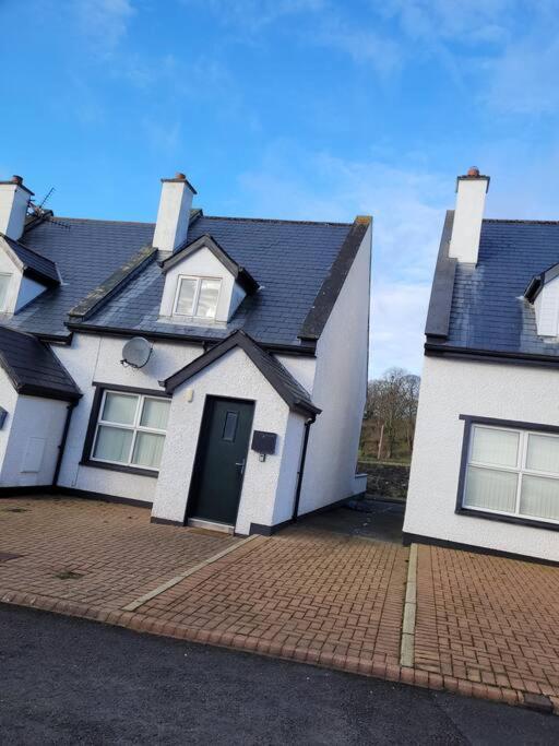 Cottage By The Sea Greencastle Greencastle  Exterior foto